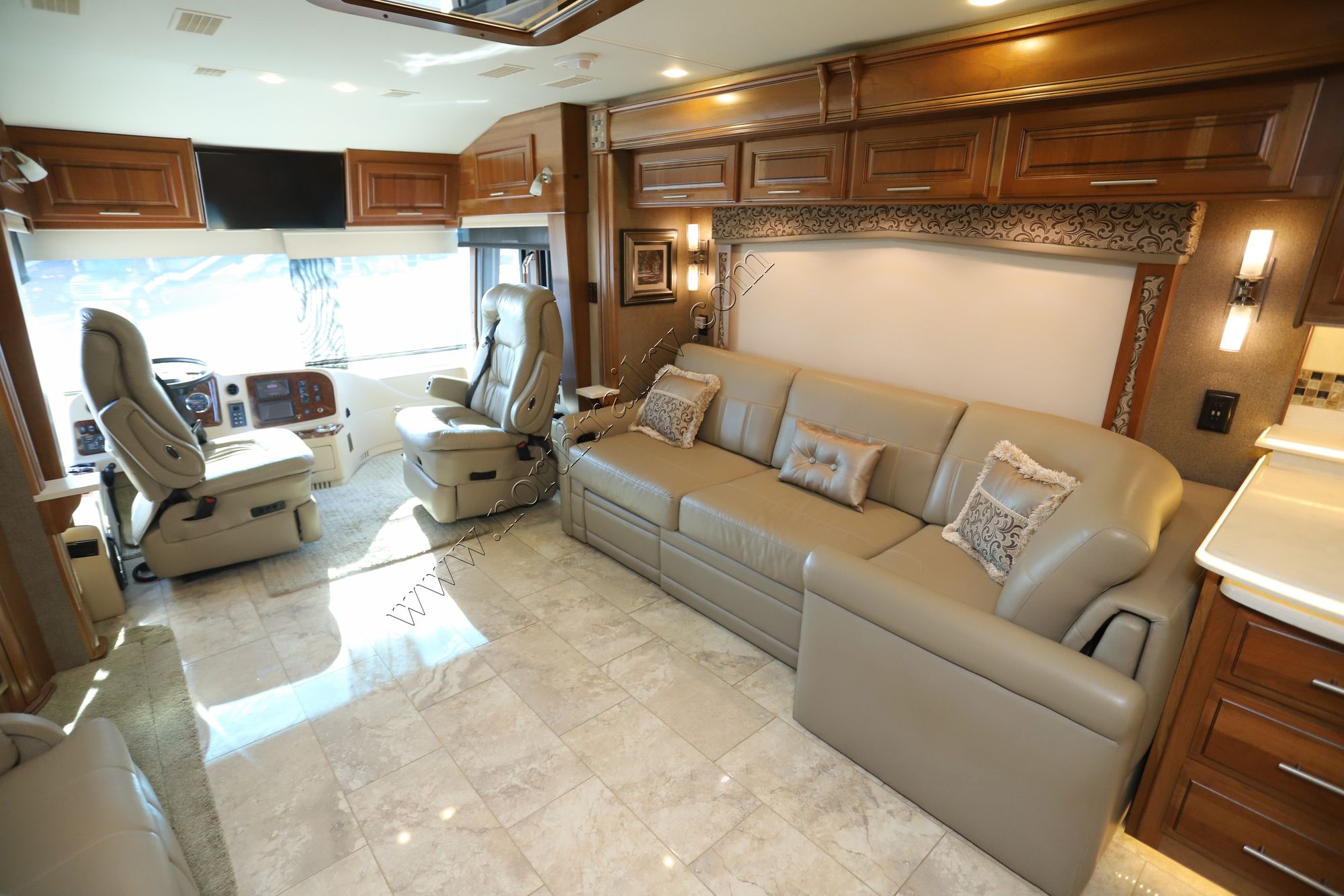 Used 2017 Entegra Aspire 42DEQ Class A  For Sale