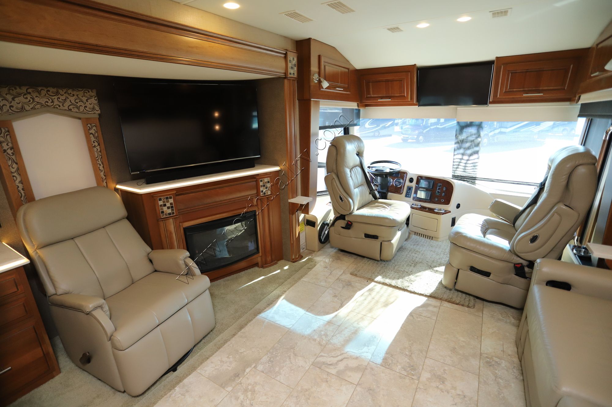 Used 2017 Entegra Aspire 42DEQ Class A  For Sale