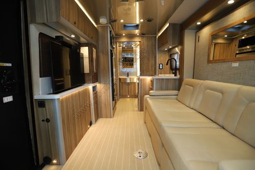 2024 Airstream Atlas E1 Tommy Bahama