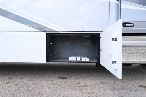 2026 Renegade Rv Explorer 40ERB