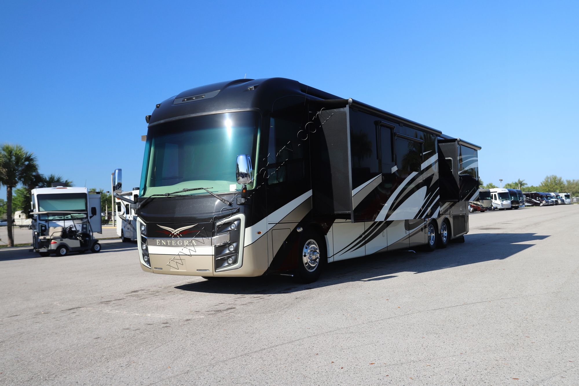 Used 2017 Entegra Aspire 42DEQ Class A  For Sale