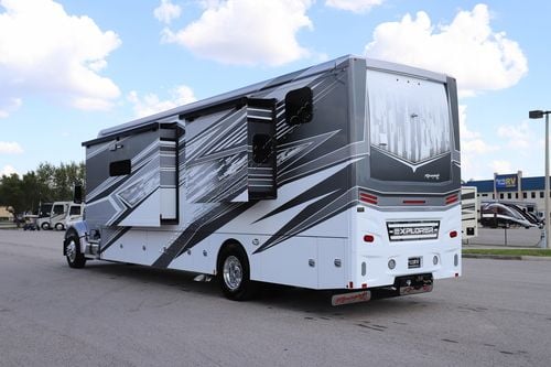2026 Renegade Rv Explorer 40ERB