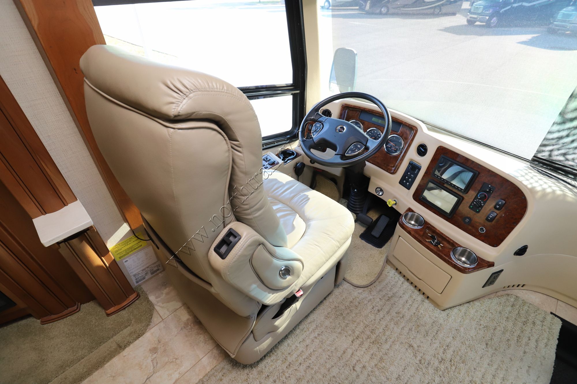 Used 2017 Entegra Aspire 42DEQ Class A  For Sale