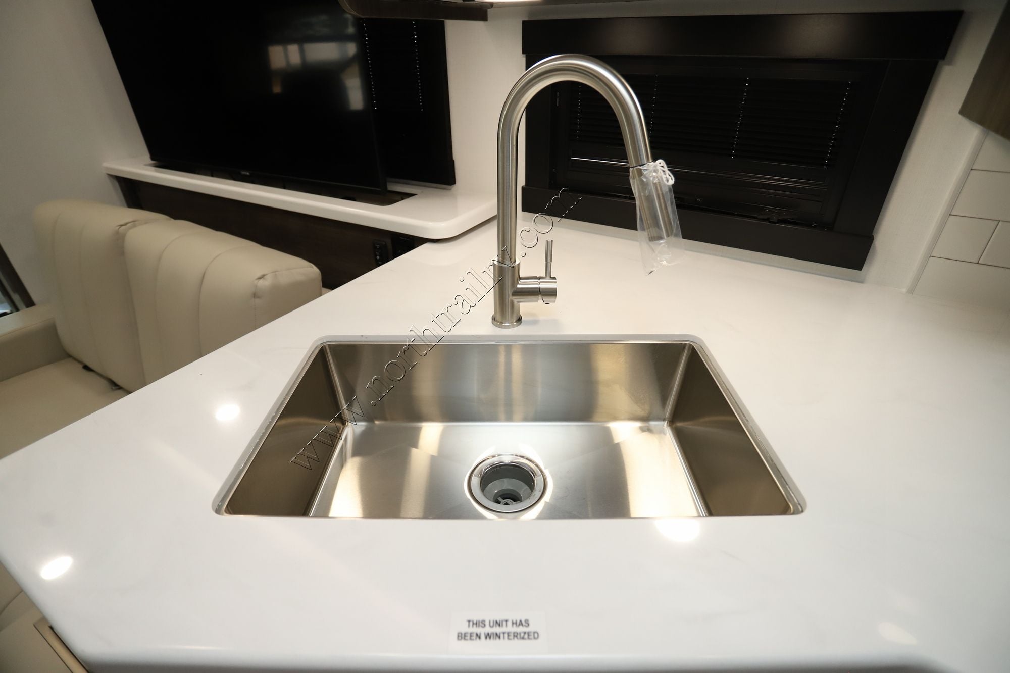 New 2026 Jayco Precept 34G Class A  For Sale