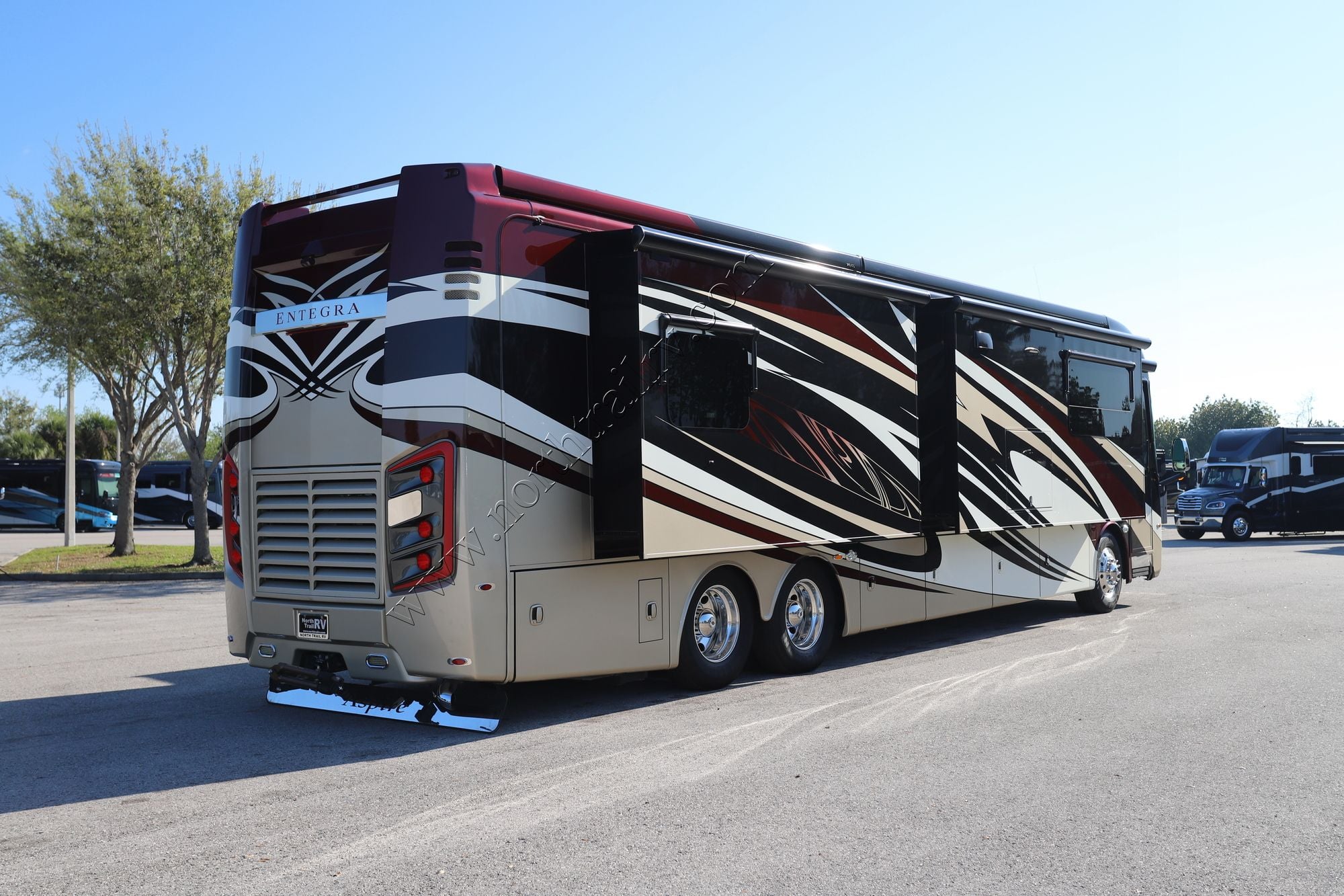 Used 2017 Entegra Aspire 42DEQ Class A  For Sale