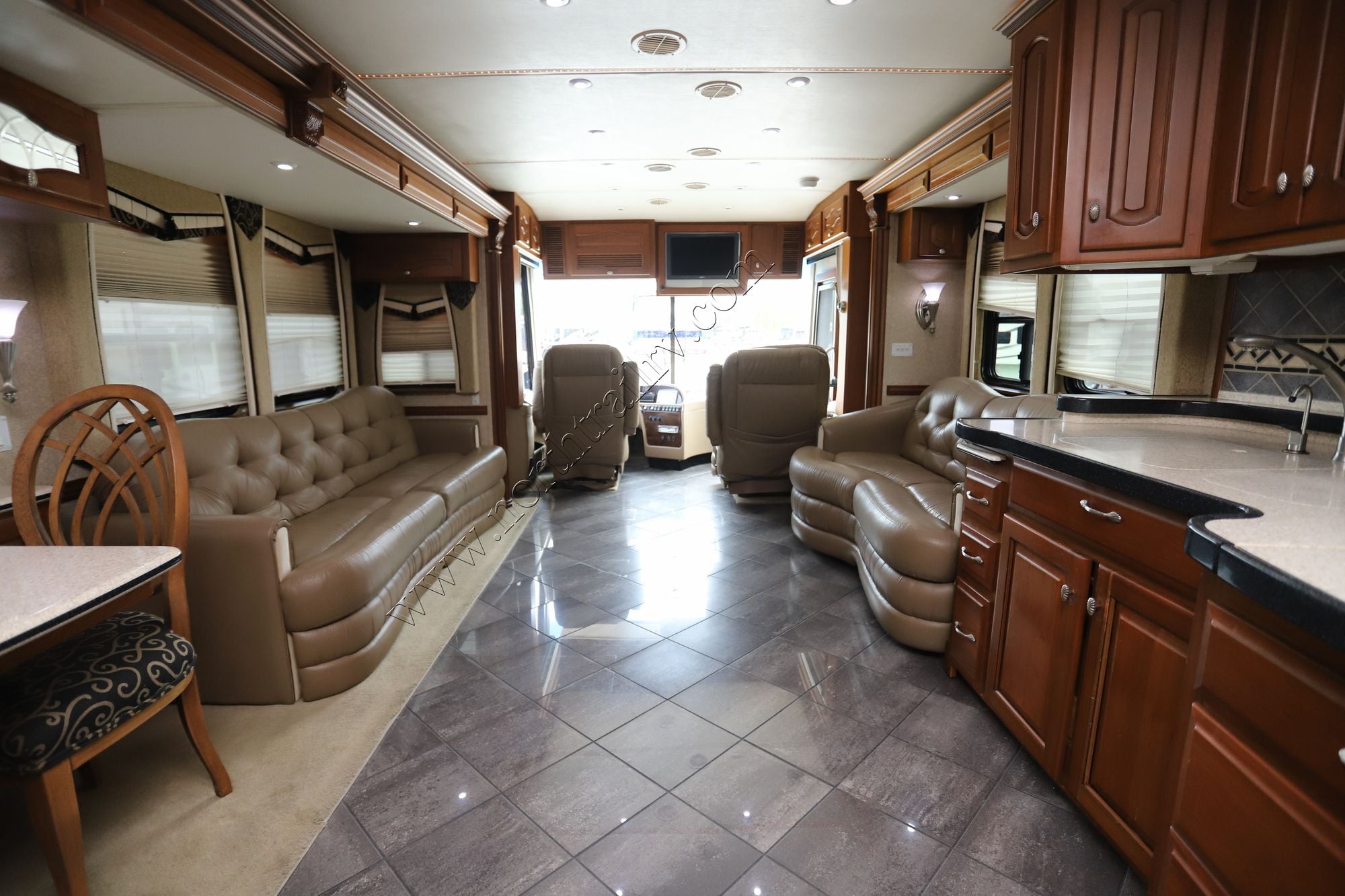 Used 2006 Newmar Essex 4502 Class A  For Sale