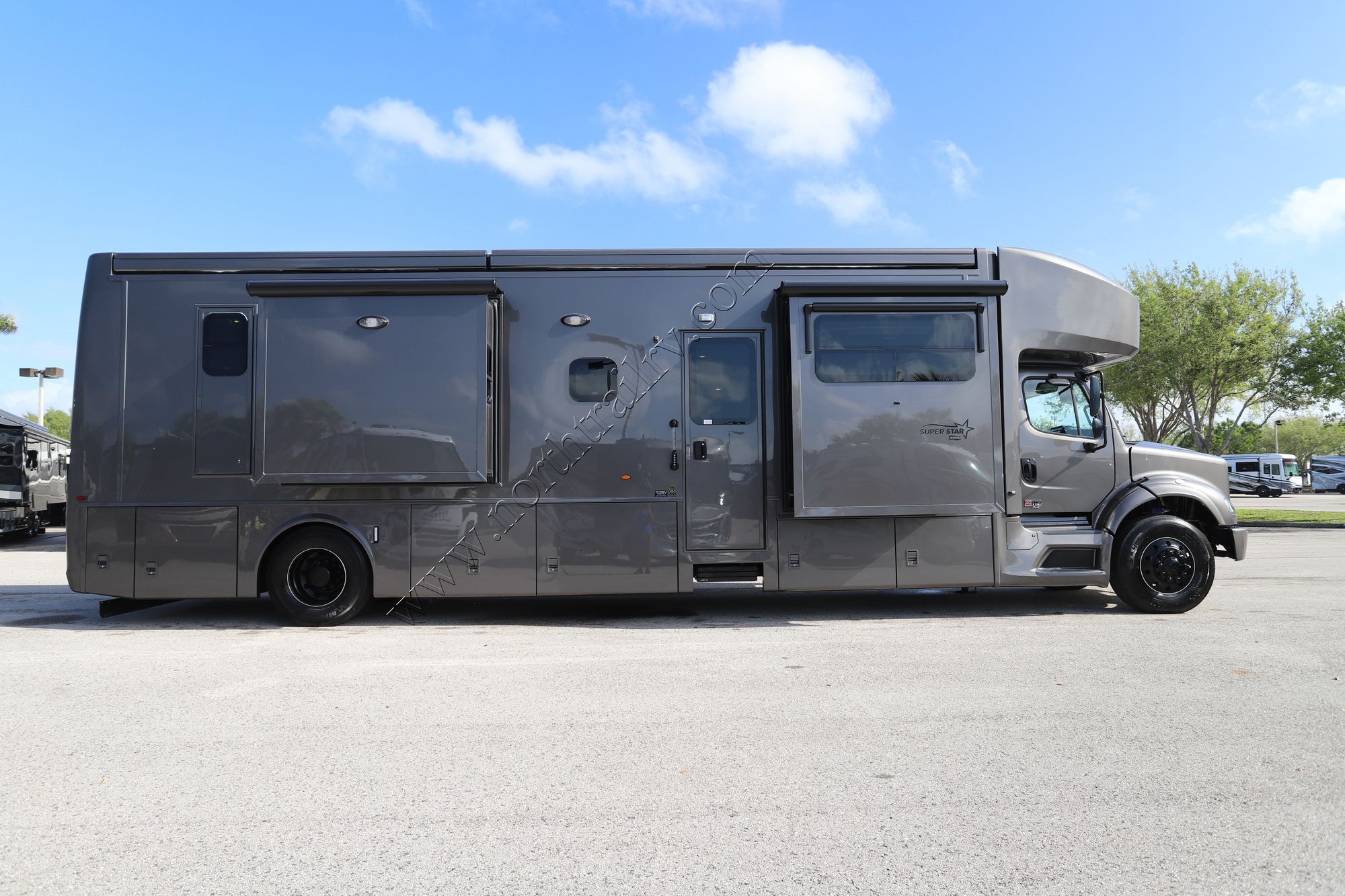 New 2026 Newmar Super Star 4159 Super C  For Sale