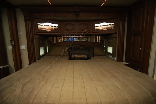 2006 Newmar Essex 4502