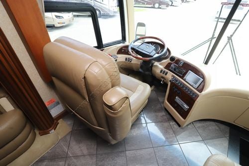 2006 Newmar Essex 4502