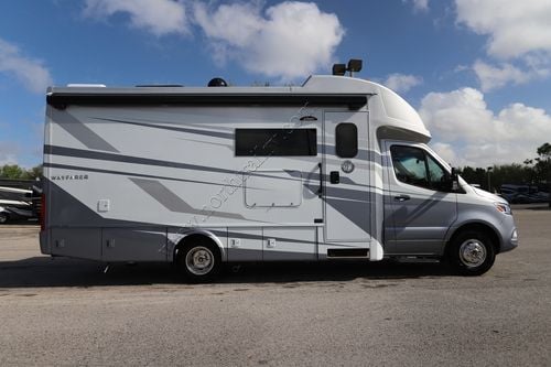 2026 Tiffin Motor Homes Wayfarer 25RW