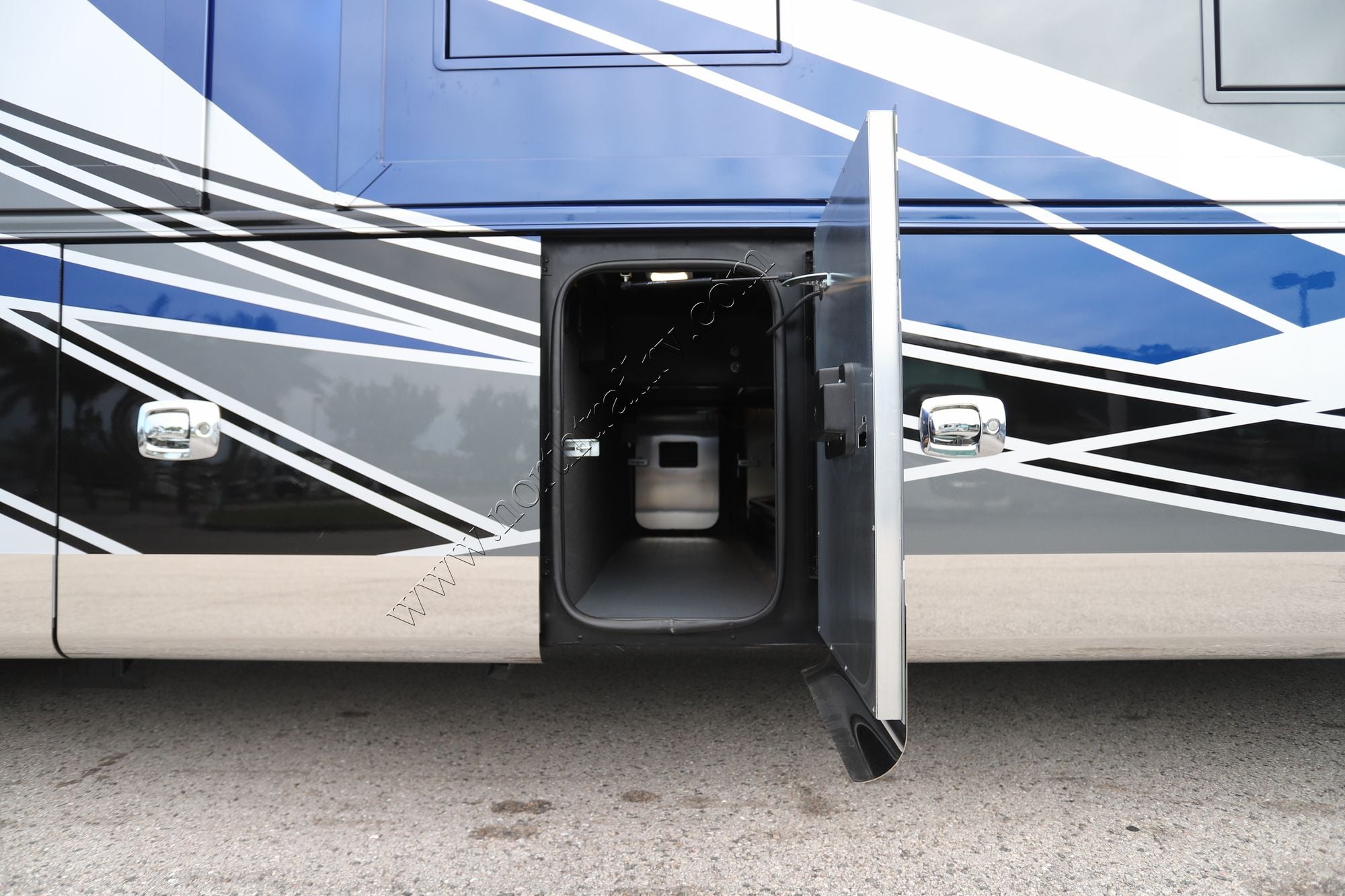 New 2026 Tiffin Motor Homes Allegro Bus 45OPP Class A  For Sale