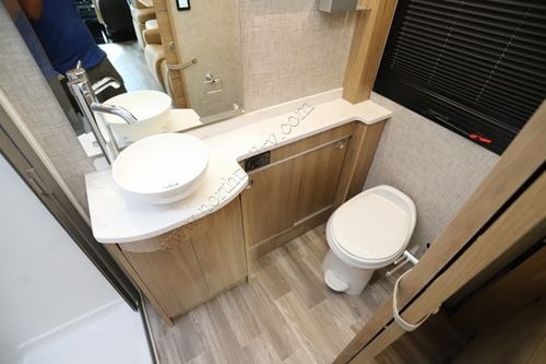 2026 Tiffin Motor Homes Wayfarer 25RW