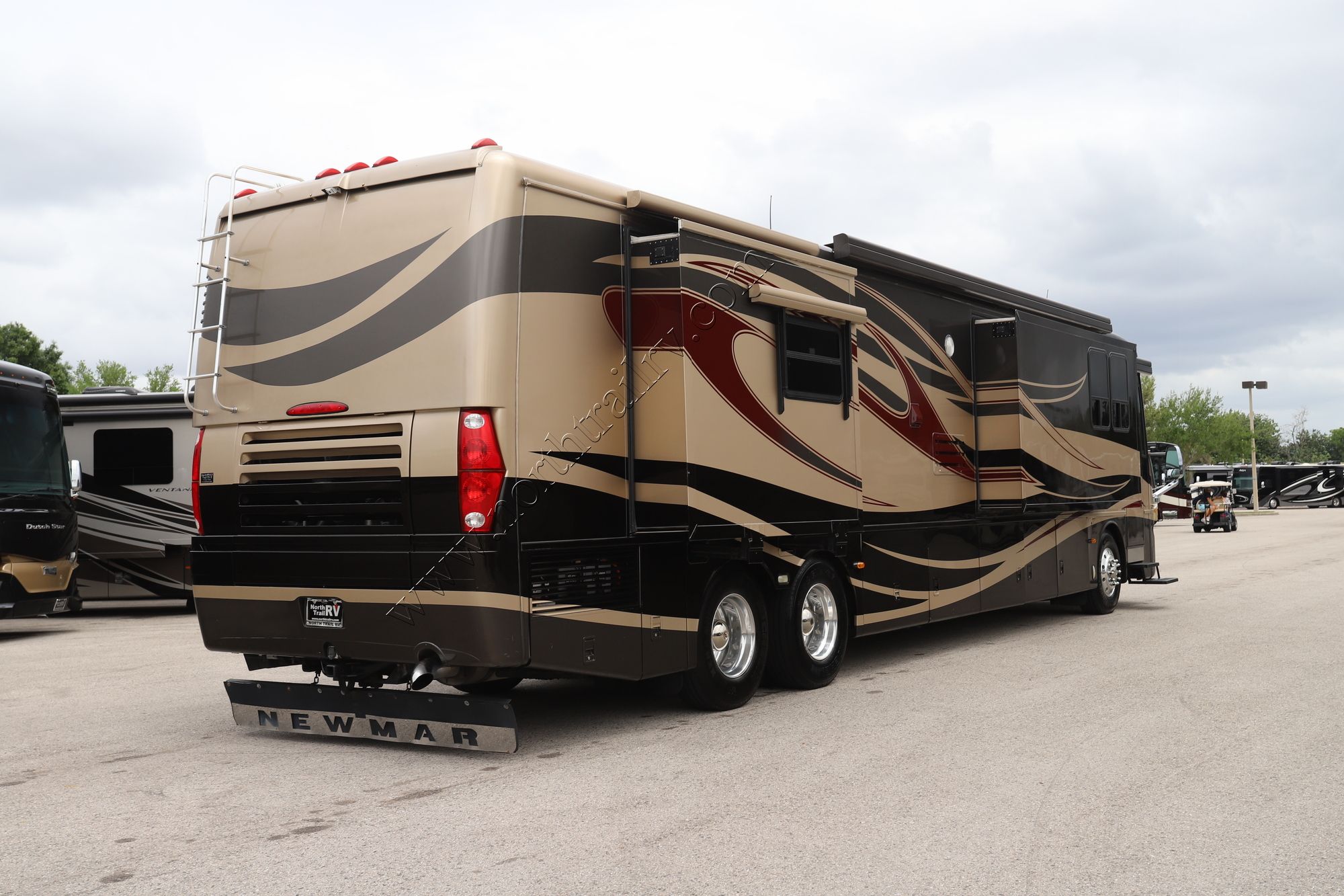 Used 2006 Newmar Essex 4502 Class A  For Sale