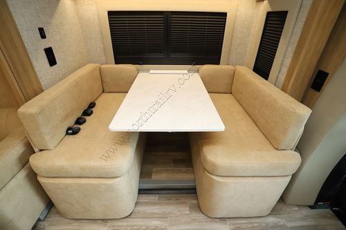 2026 Tiffin Motor Homes Wayfarer 25RW