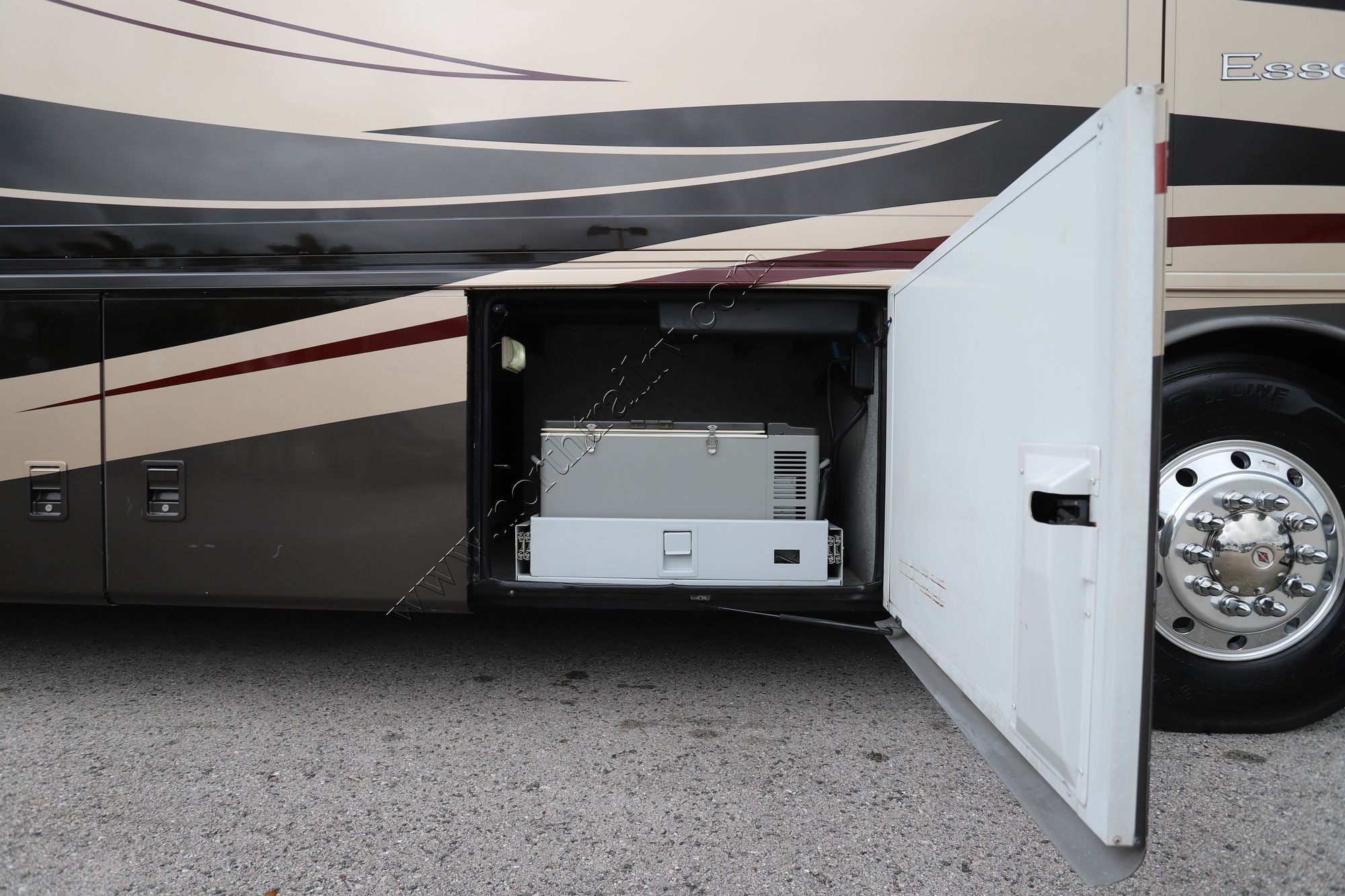 Used 2006 Newmar Essex 4502 Class A  For Sale