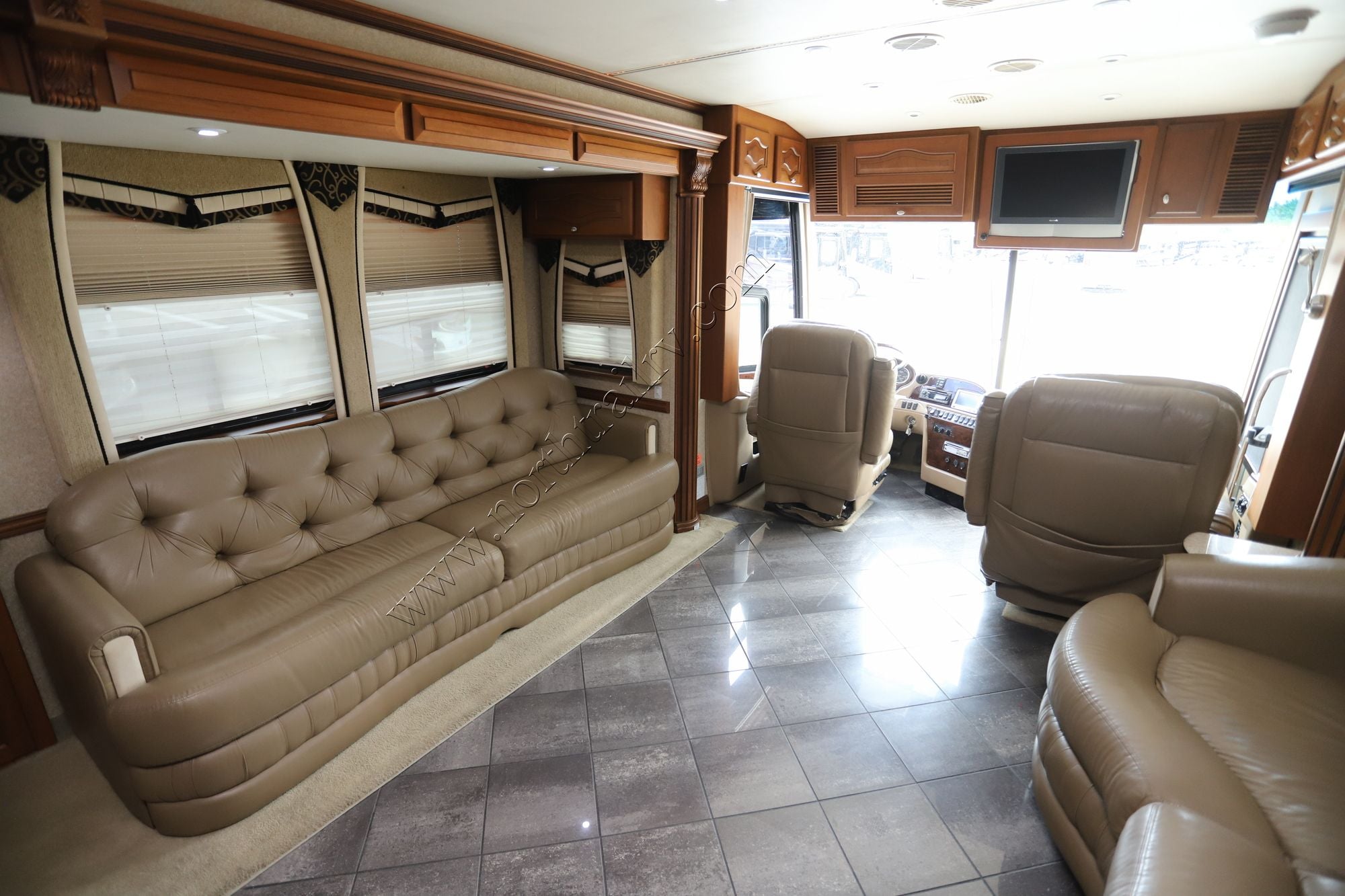 Used 2006 Newmar Essex 4502 Class A  For Sale