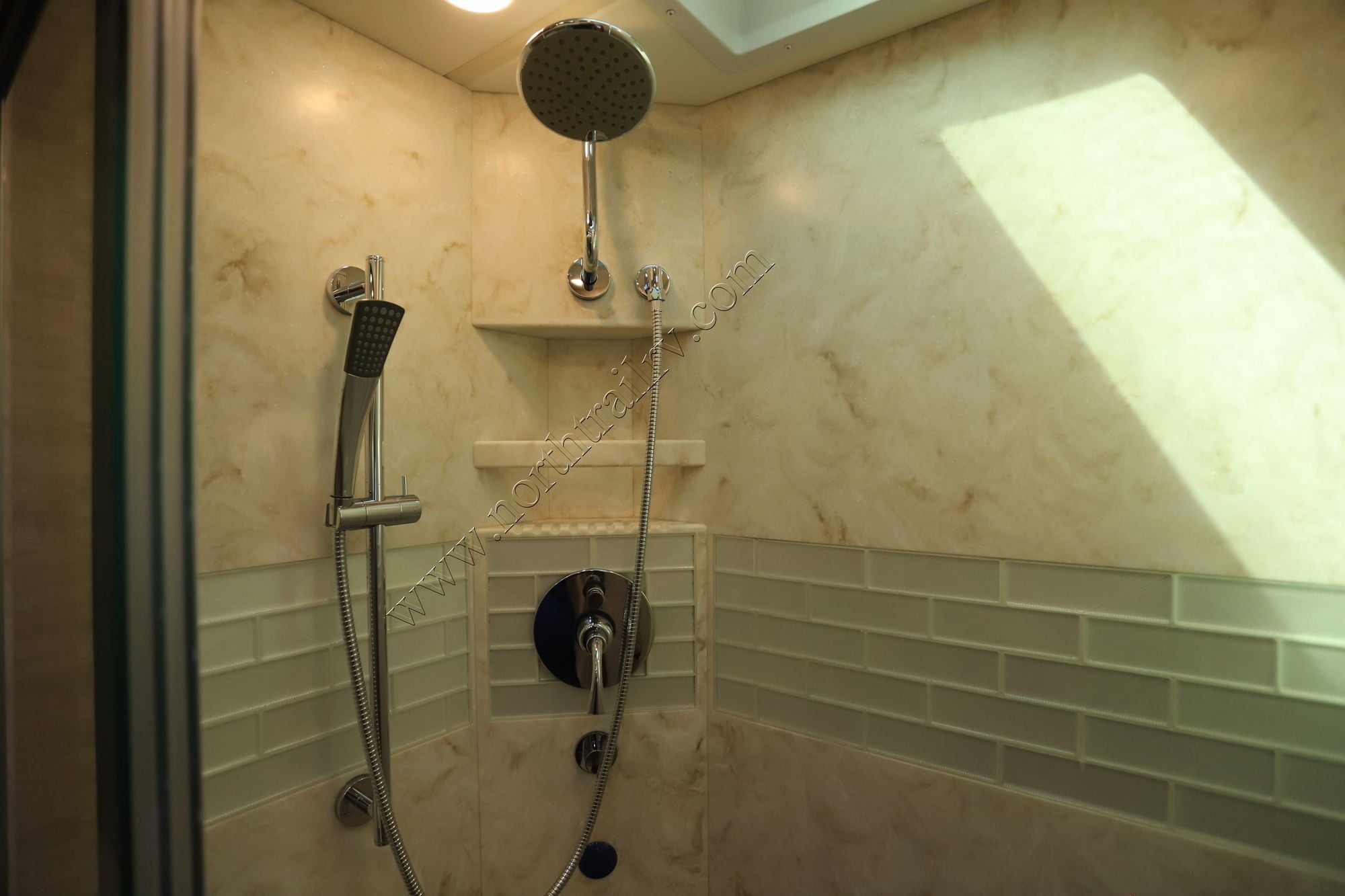 New 2027 Newmar Supreme Aire 4129 Super C  For Sale