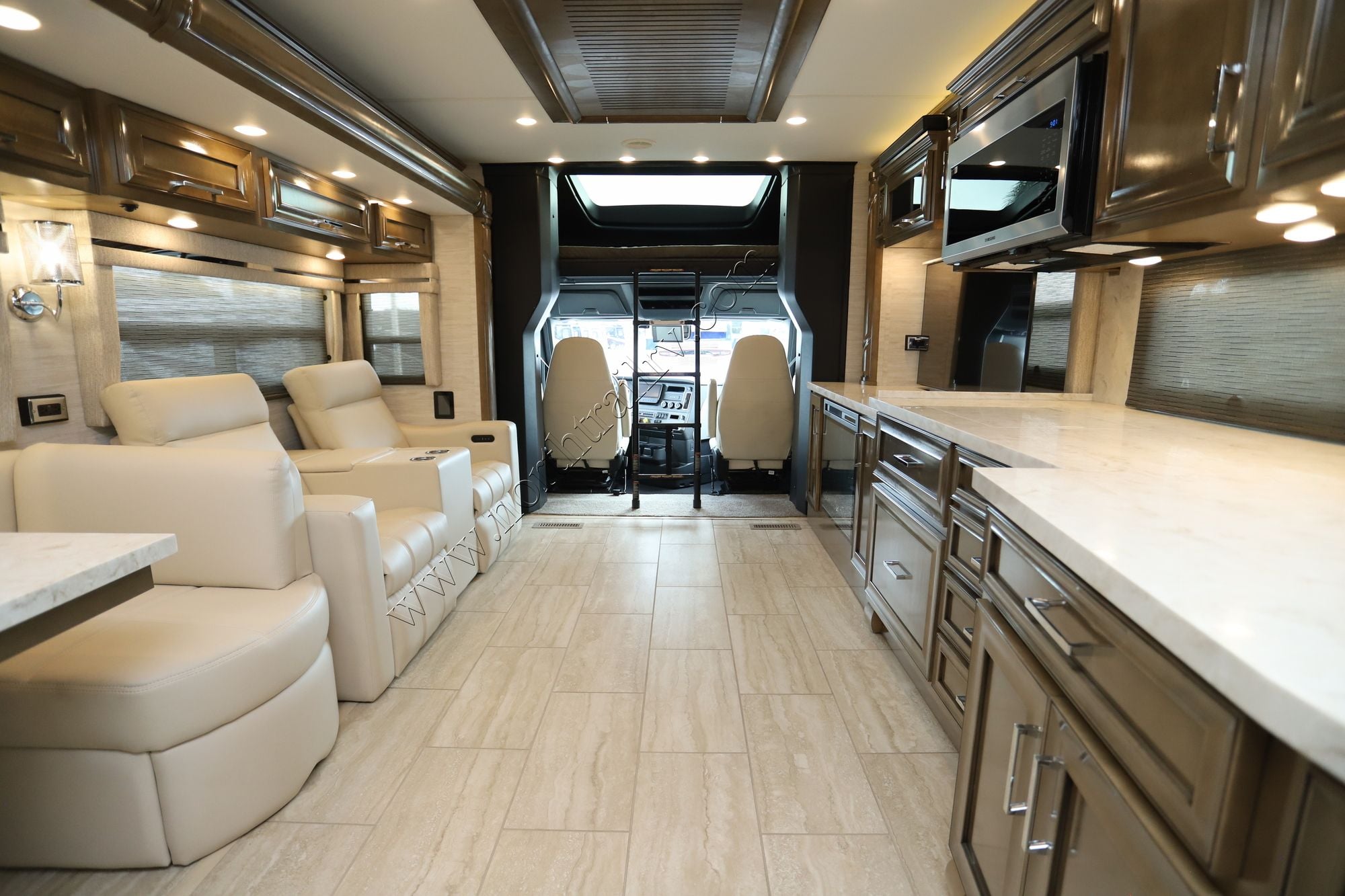 New 2027 Newmar Supreme Aire 4129 Super C  For Sale