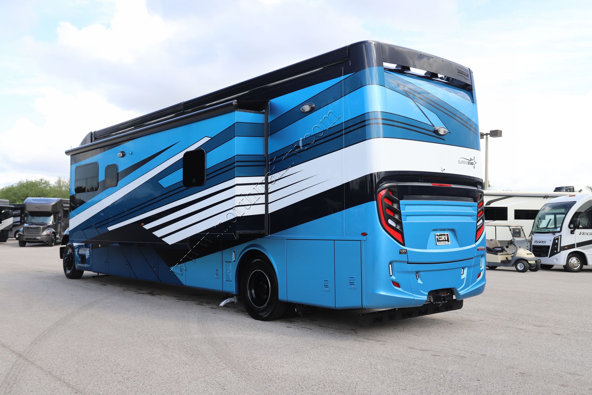 New 2026 Newmar Super Star 4159 Super C  For Sale