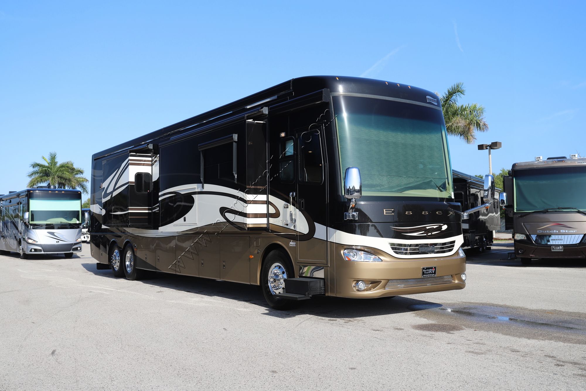 Used 2014 Newmar Essex 4553 Class A  For Sale