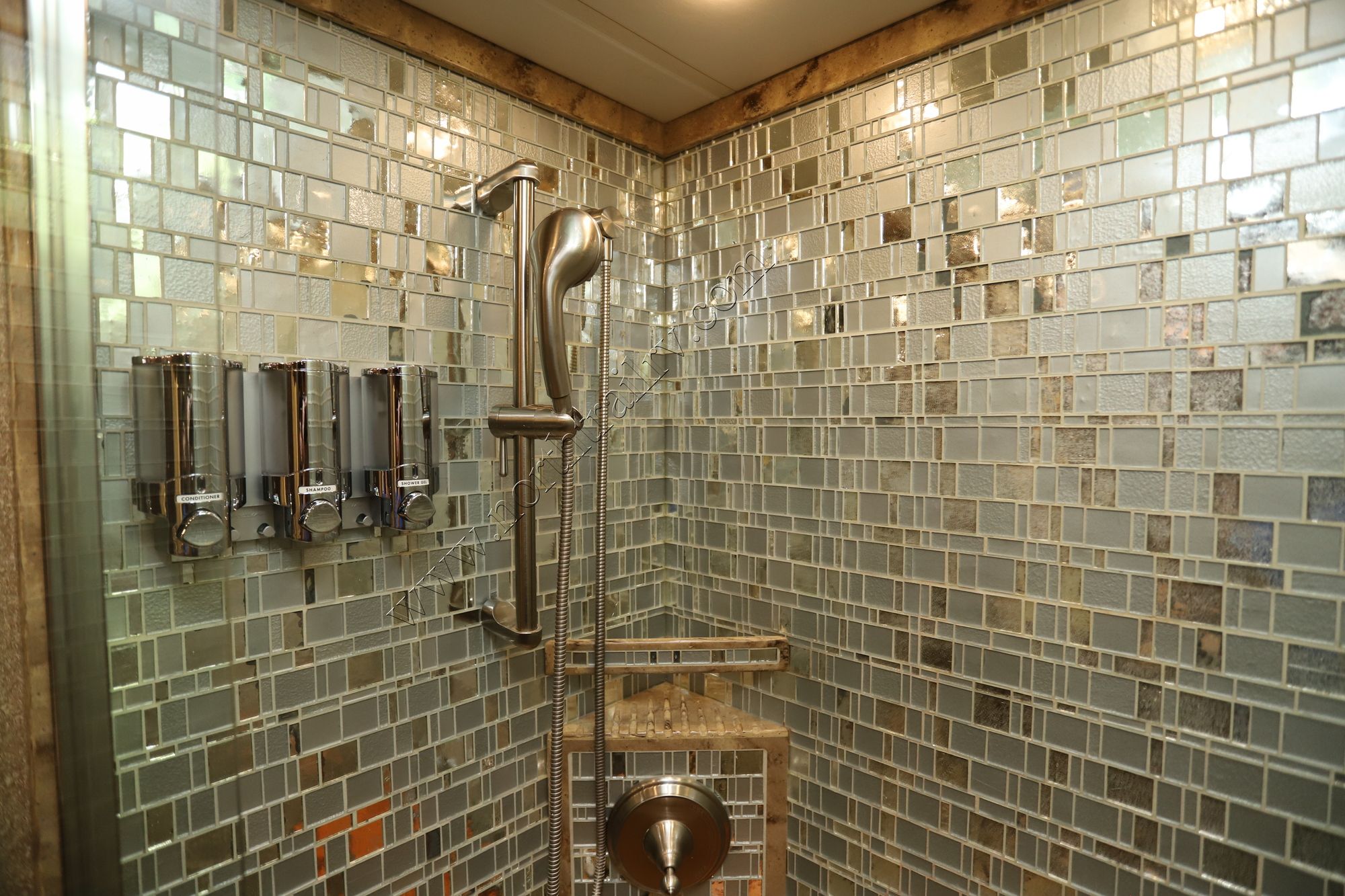 Used 2014 Newmar Essex 4553 Class A  For Sale