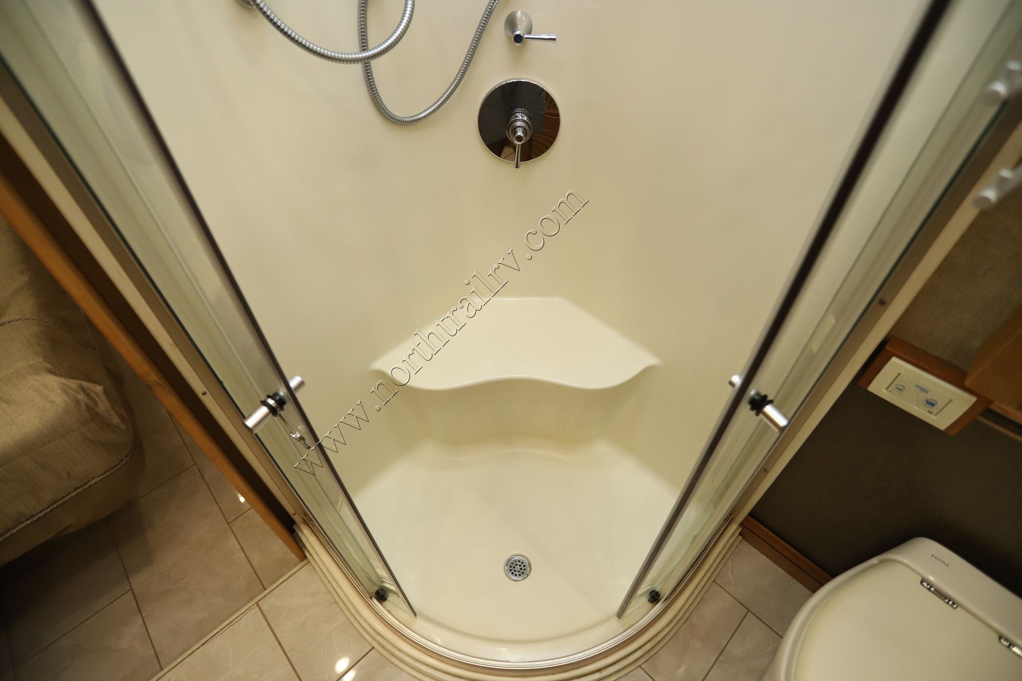 Used 2017 Tiffin Motor Homes Phaeton 40QBH Class A  For Sale