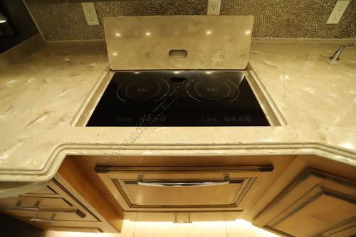 2017 Tiffin Motor Homes Phaeton 40QBH