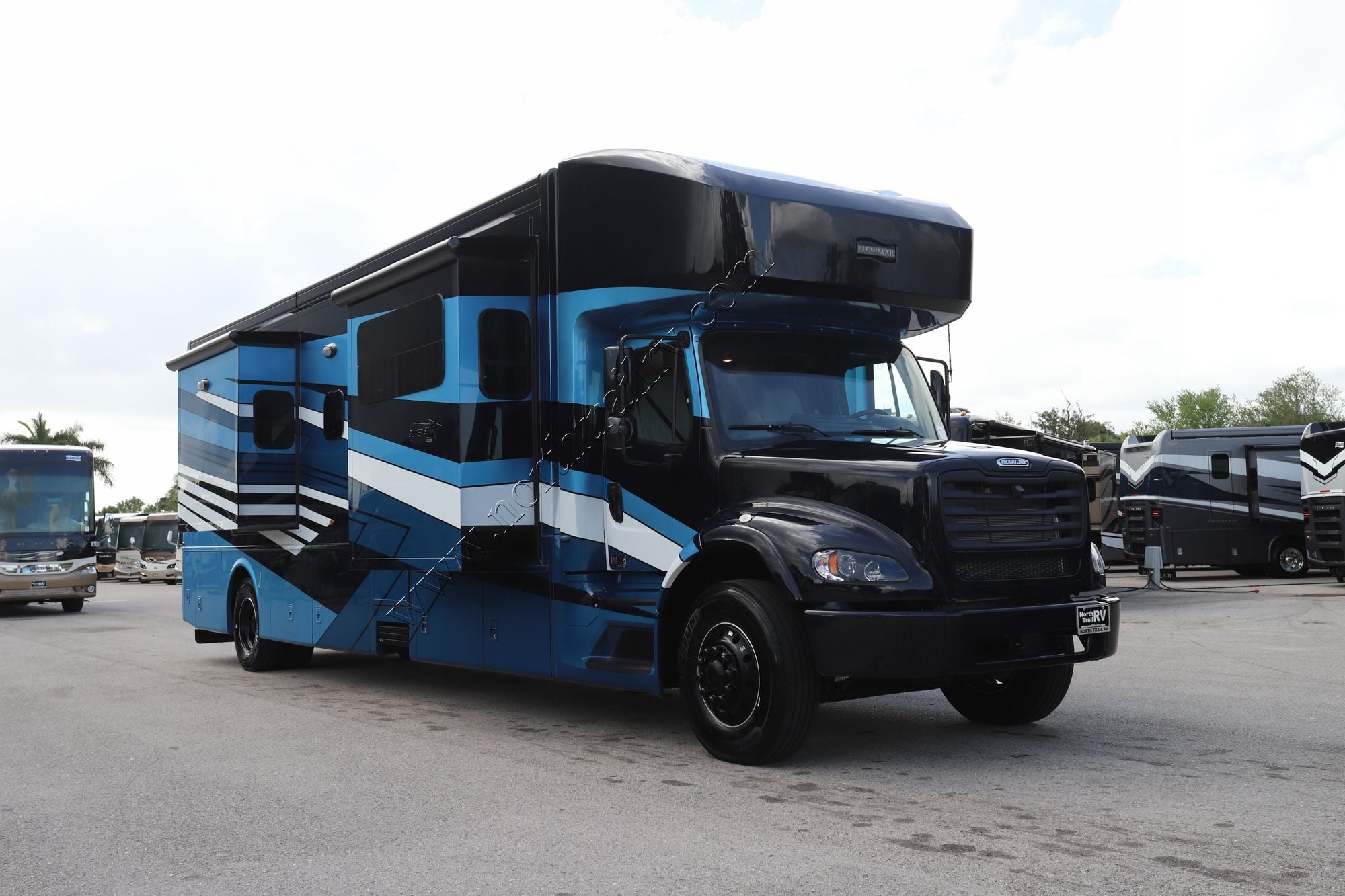 New 2026 Newmar Super Star 4159 Super C  For Sale