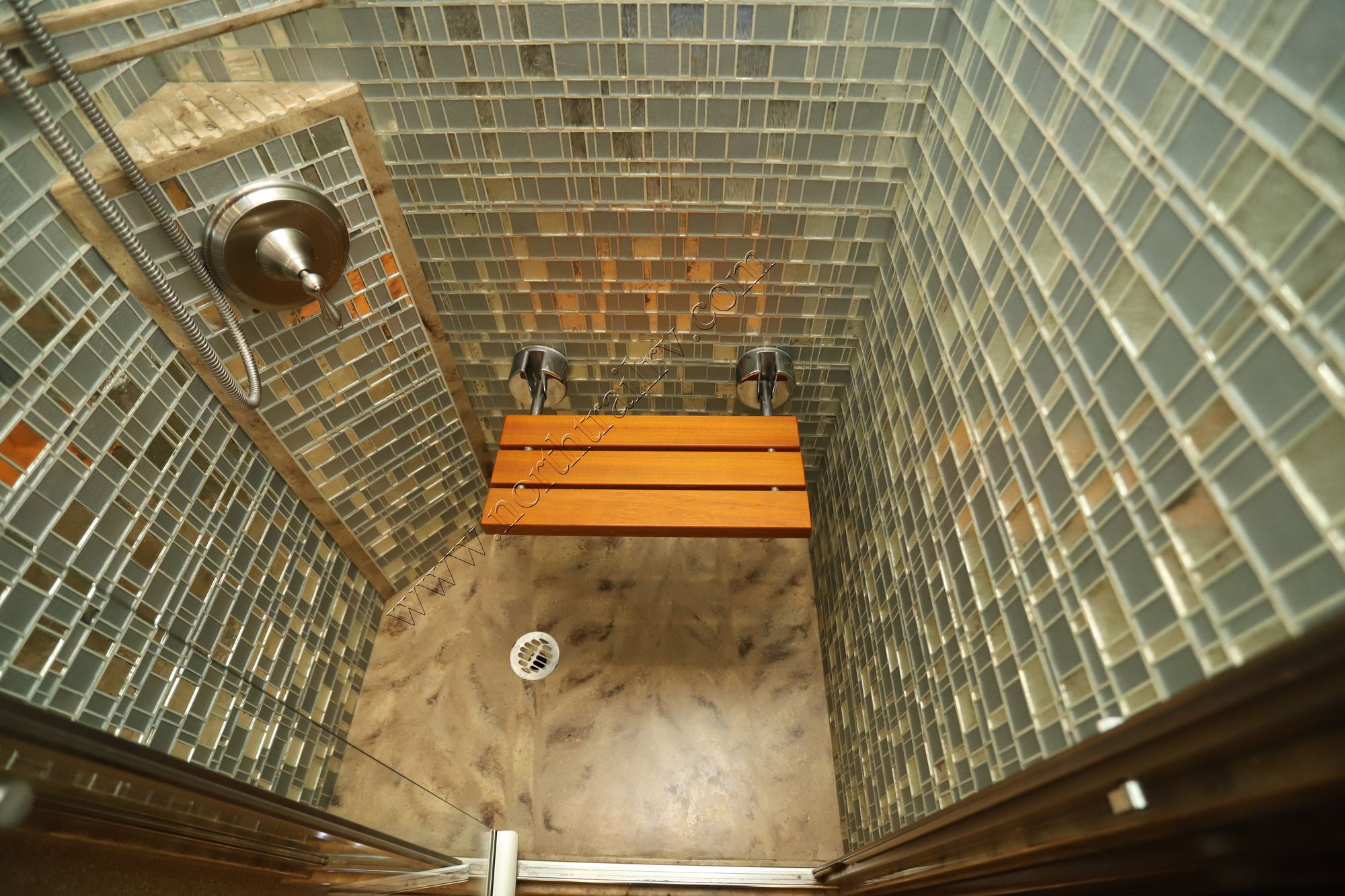 Used 2014 Newmar Essex 4553 Class A  For Sale