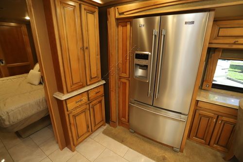 2017 Tiffin Motor Homes Phaeton 40QBH