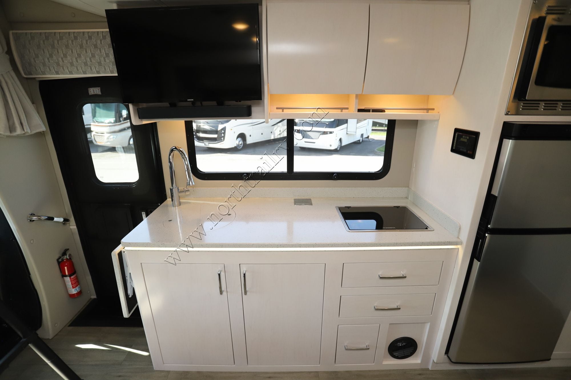Used 2025 Renegade Rv Vienna 25RMC Class C  For Sale