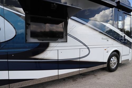 2023 Newmar Essex 4521