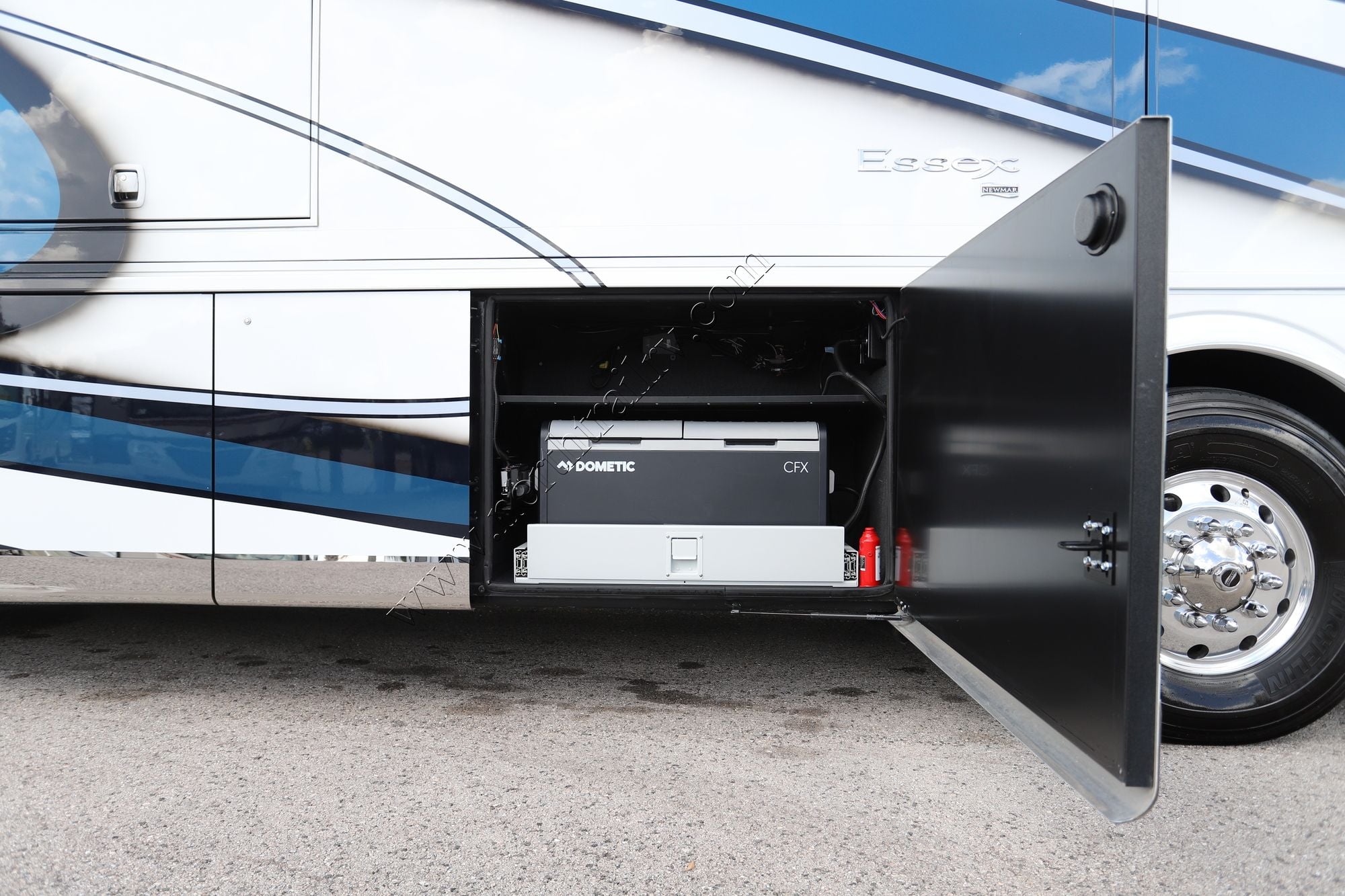 Used 2023 Newmar Essex 4521 Class A  For Sale