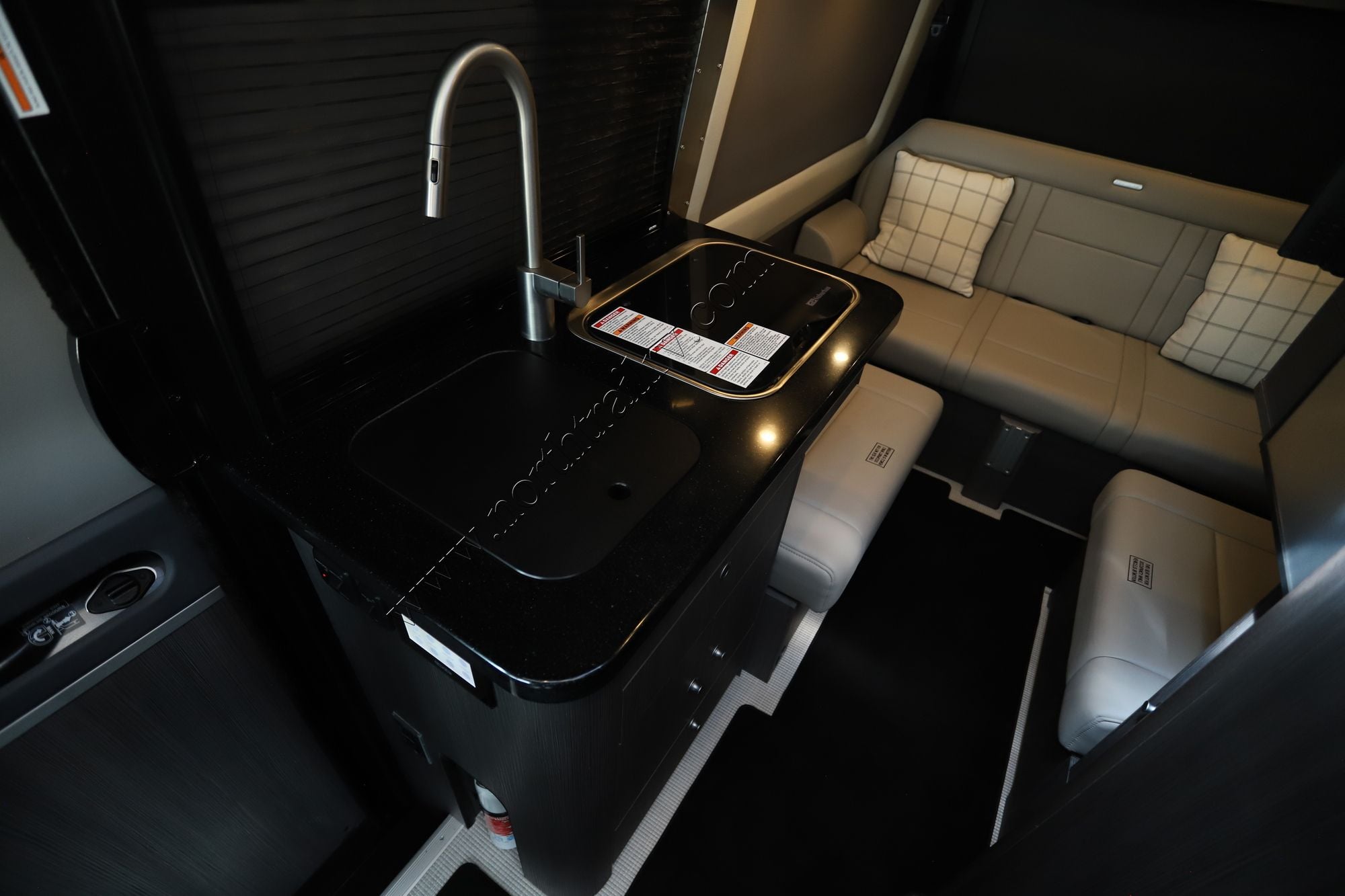 2022 Airstream Interstate 19 GT Class B Used  For Sale