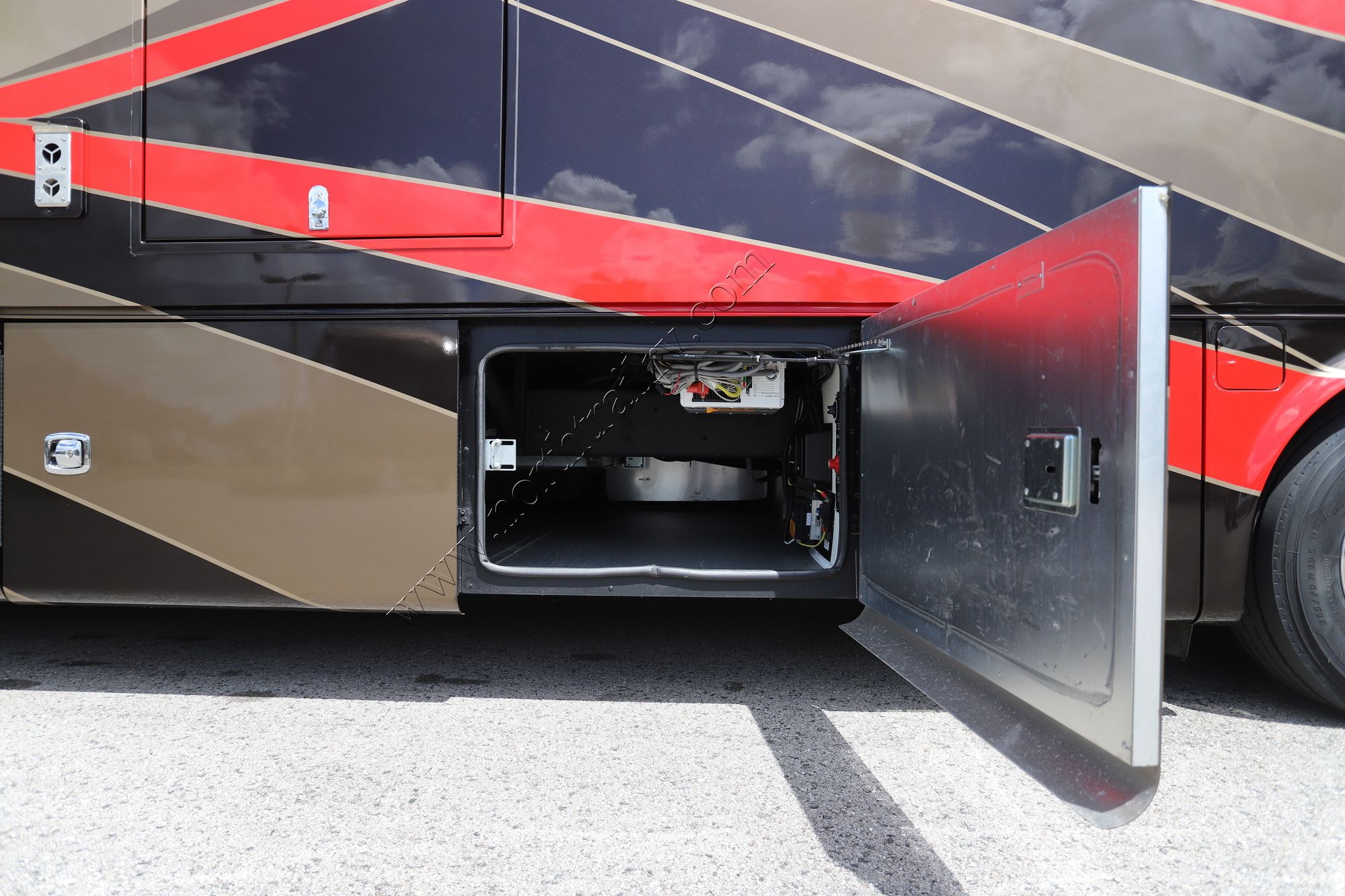 Used 2020 Tiffin Motor Homes Breeze 33BR Class A  For Sale