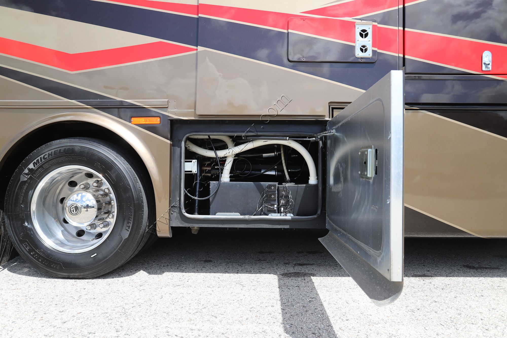 Used 2020 Tiffin Motor Homes Breeze 33BR Class A  For Sale