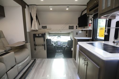 2026 Dynamax Isata 5 28SS 4X4 EX