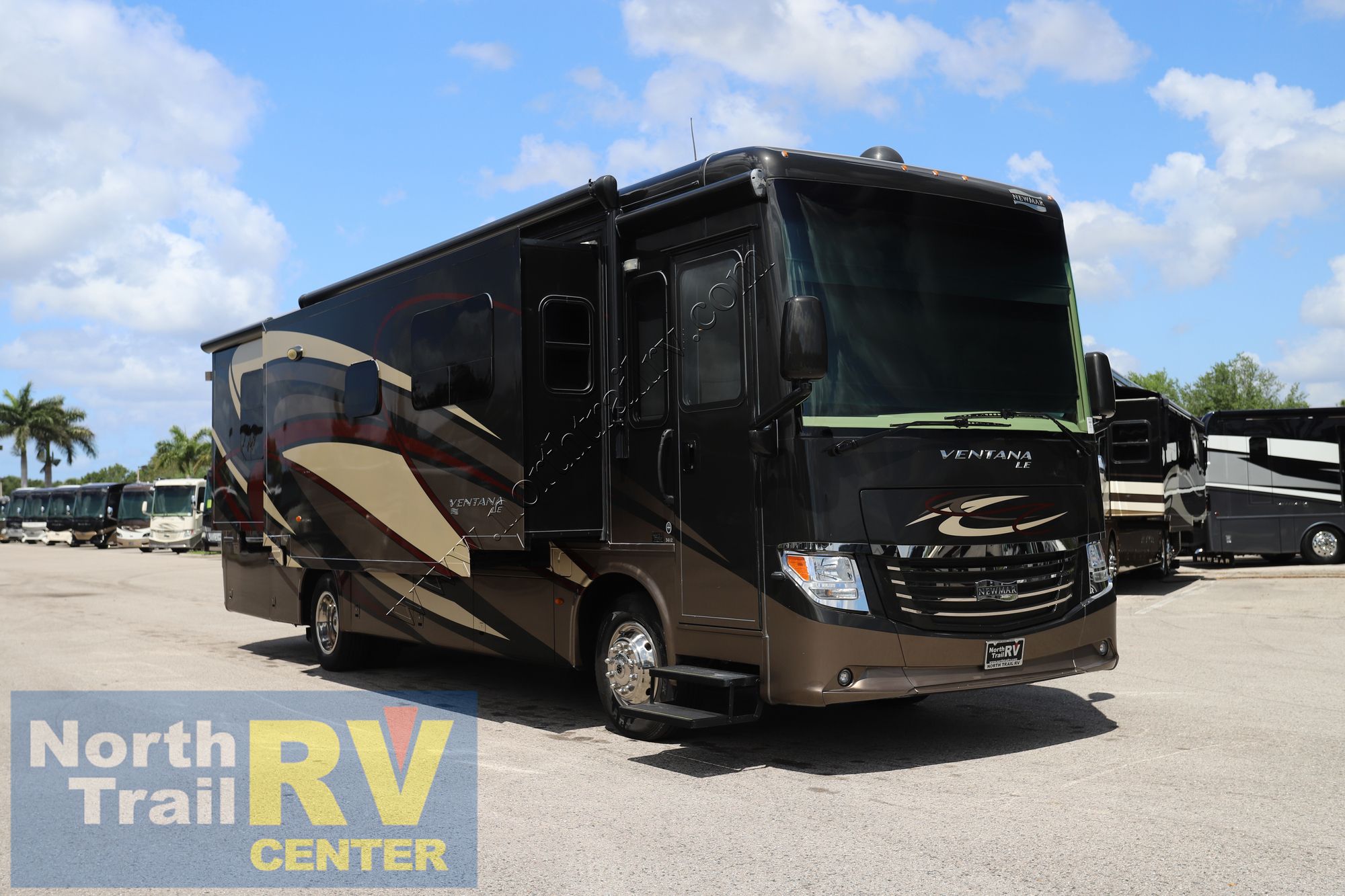 Used 2019 Newmar Ventana Le 3412 Class A  For Sale