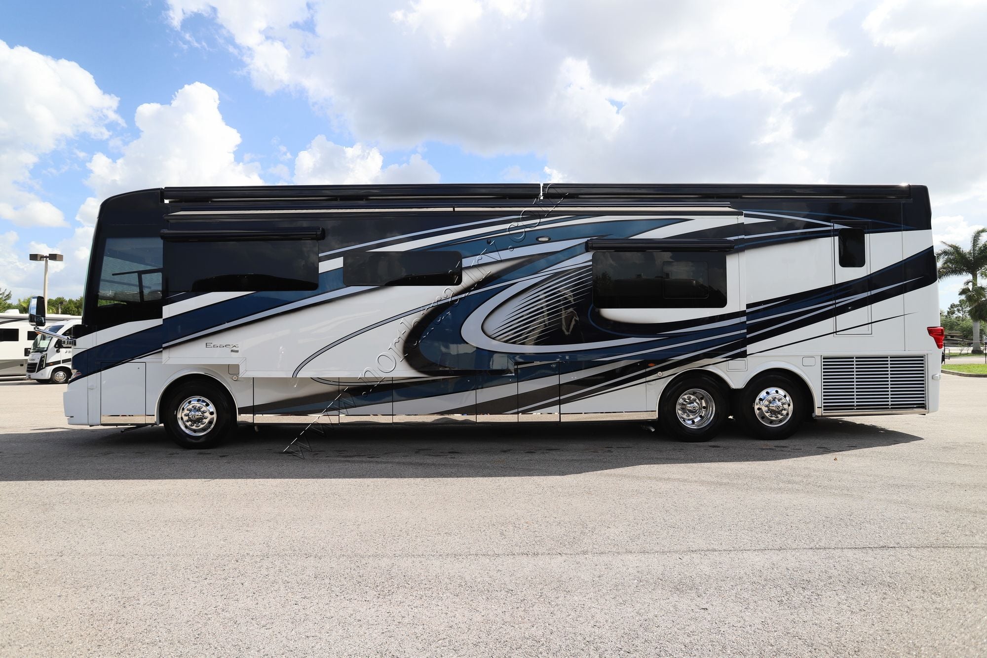 Used 2023 Newmar Essex 4521 Class A  For Sale