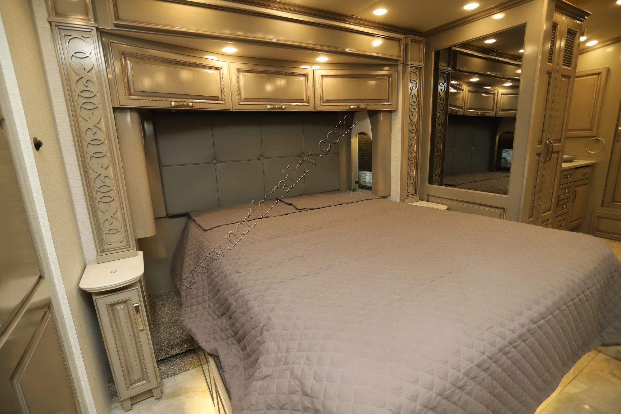 Used 2023 Newmar Essex 4521 Class A  For Sale