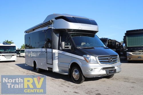 2019 Tiffin Motor Homes Wayfarer 24TW