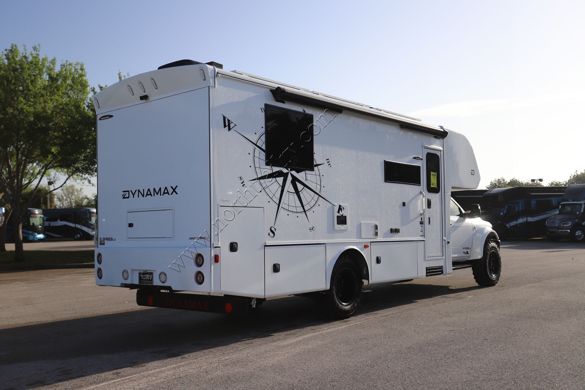 New 2026 Dynamax Isata 5 28SS 4X4 EX Super C  For Sale