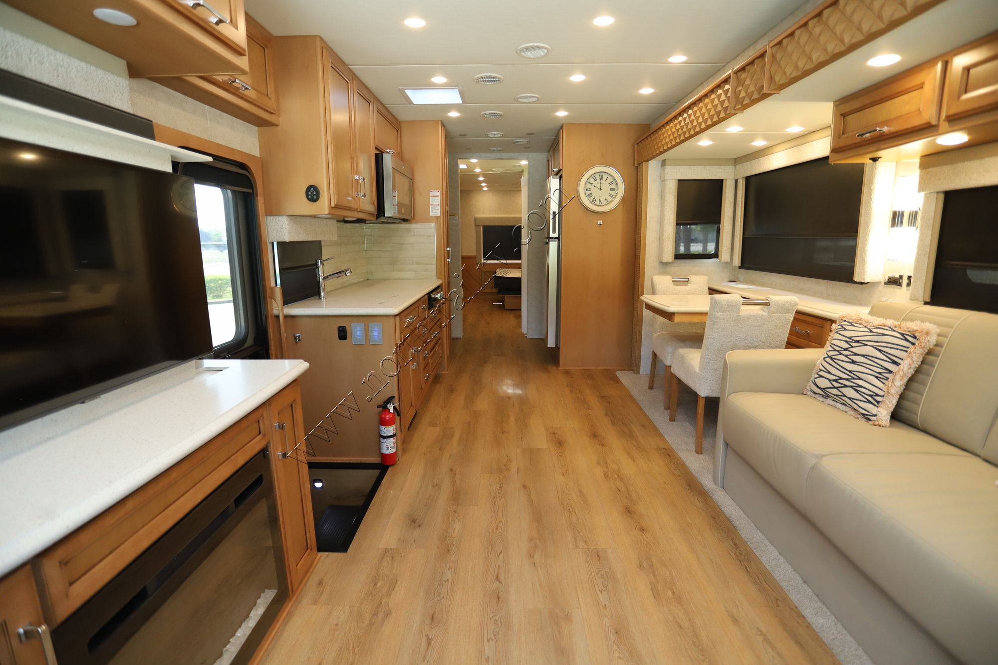 Used 2023 Newmar Bay Star 3811 Class A  For Sale