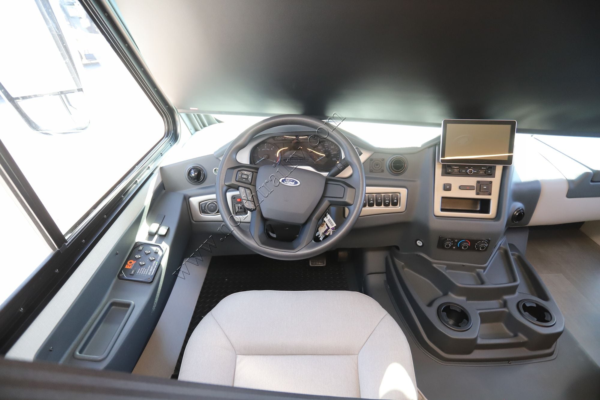 Used 2025 Coachmen Euro 25TB Class A  For Sale