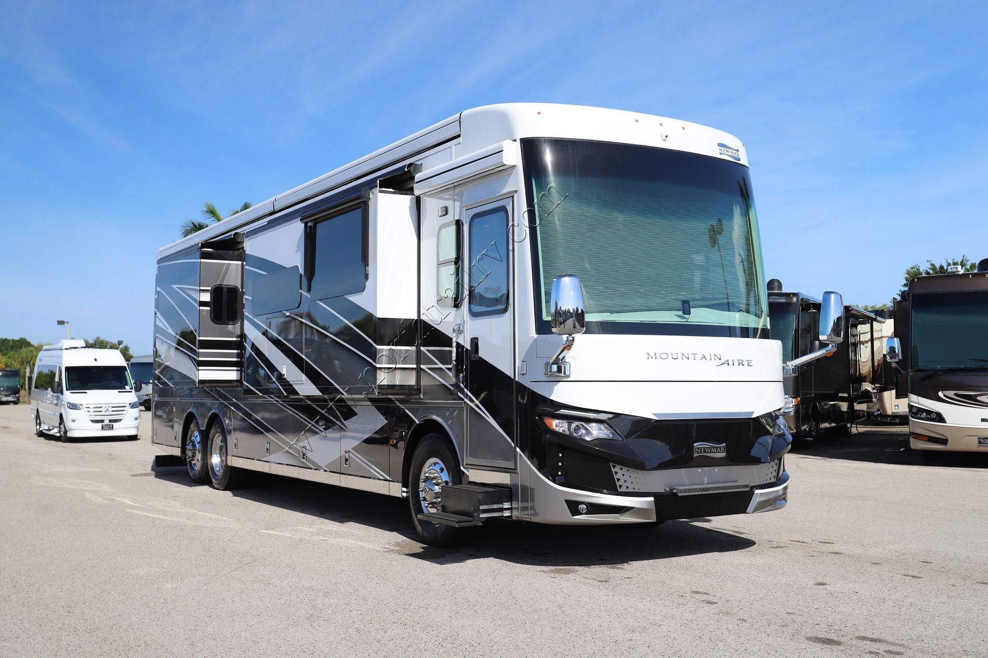 Used 2024 Newmar Mountain Aire 4118 Class A  For Sale