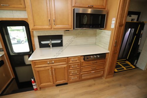 2023 Newmar Bay Star 3811 Class A