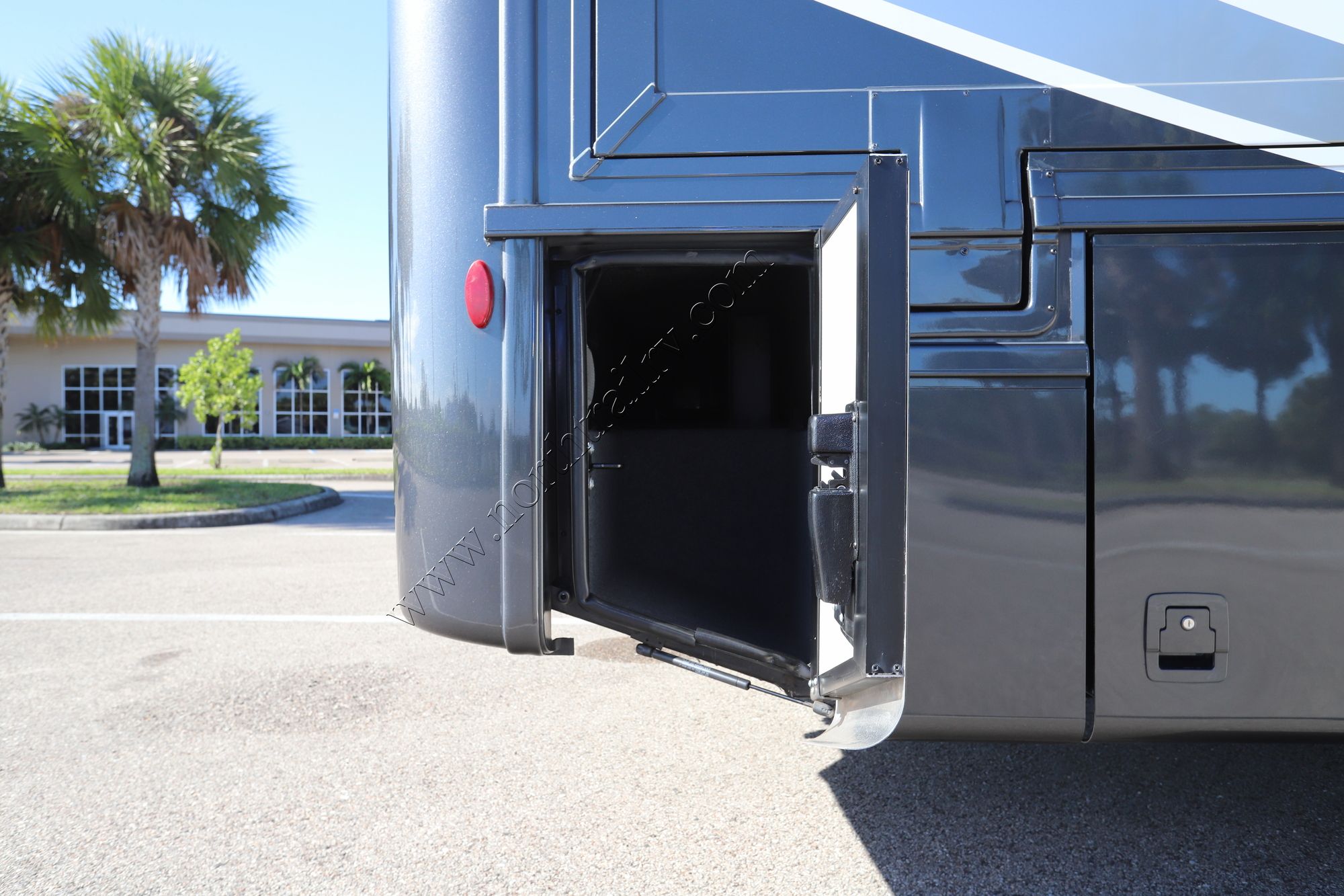 Used 2023 Newmar Bay Star 3811 Class A  For Sale