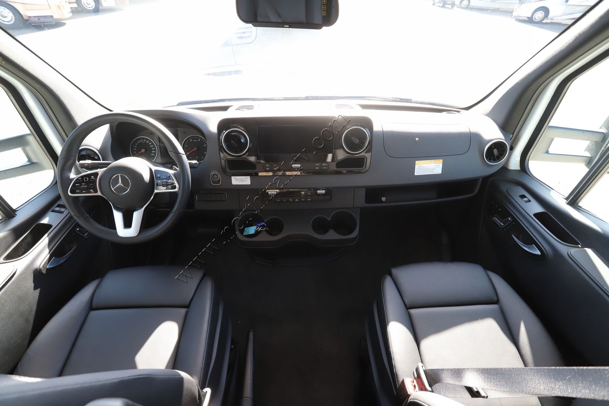 Used 2025 Renegade Rv Vienna 25RMC Class C  For Sale