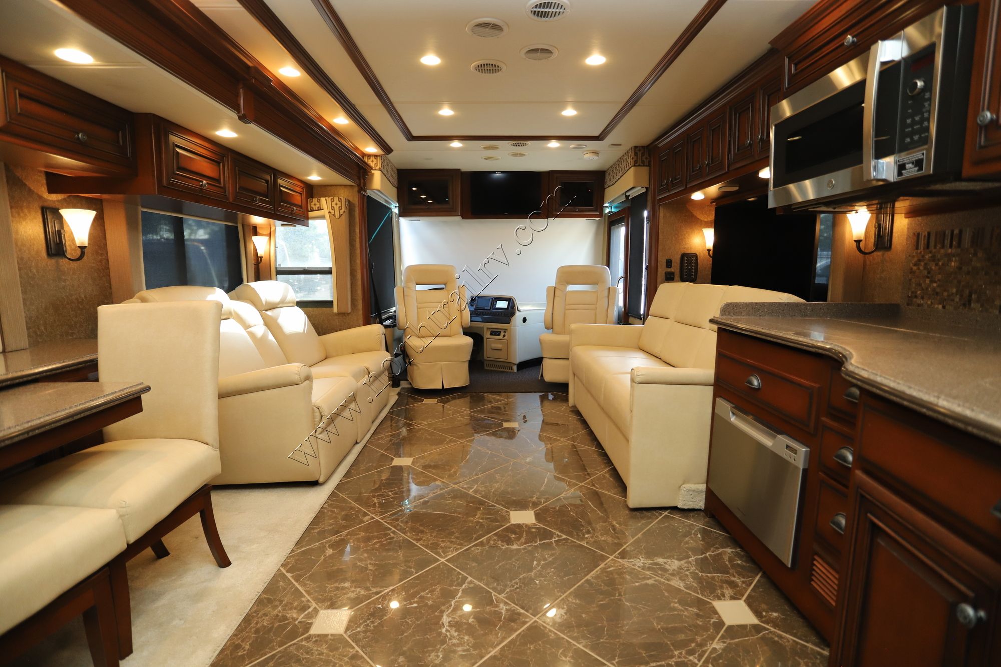 Used 2013 Newmar Dutch Star 4344 Class A  For Sale