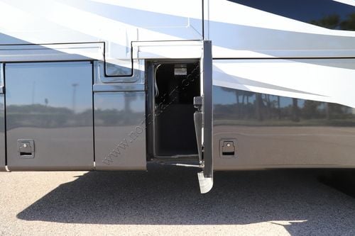 2023 Newmar Bay Star 3811 Class A